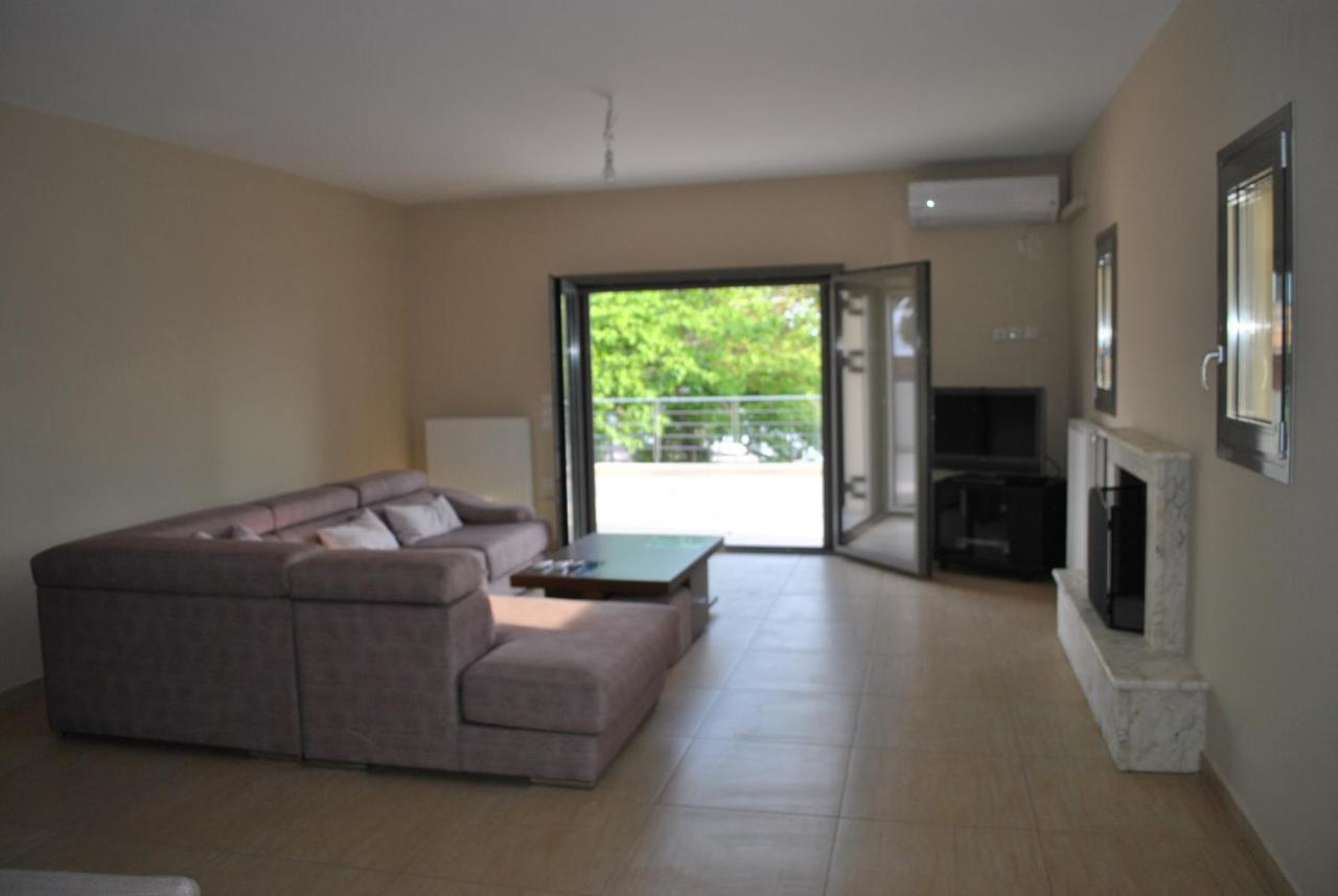 Artemis - Marina Apartments Evia Екстериор снимка