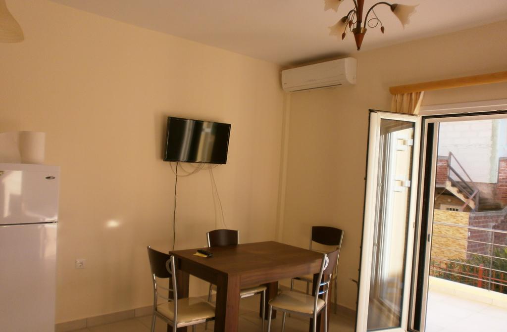 Artemis - Marina Apartments Evia Стая снимка